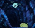 Le Chovsourir des intrus face à un Pokémon de la grotte Electrolithe